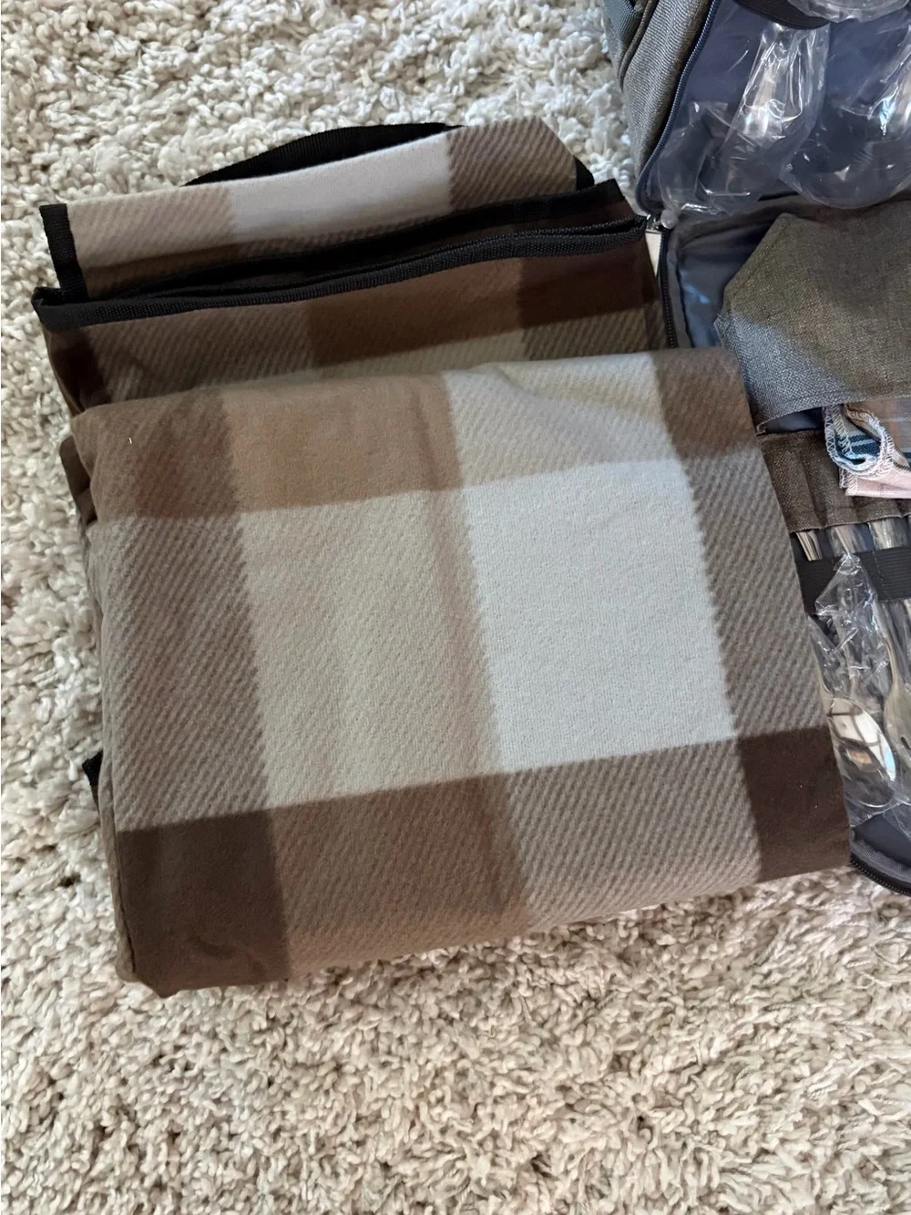Brown/Tan Canvas Picnic Backpack with Service for 4